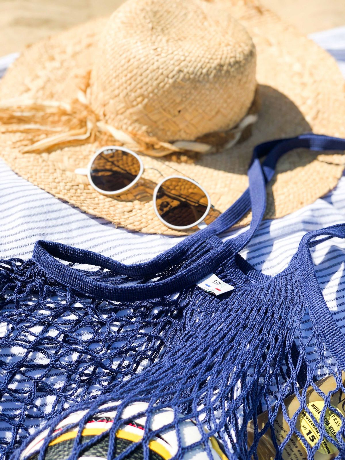 SAC_FILET_BORD_DE_MER_PLAGE